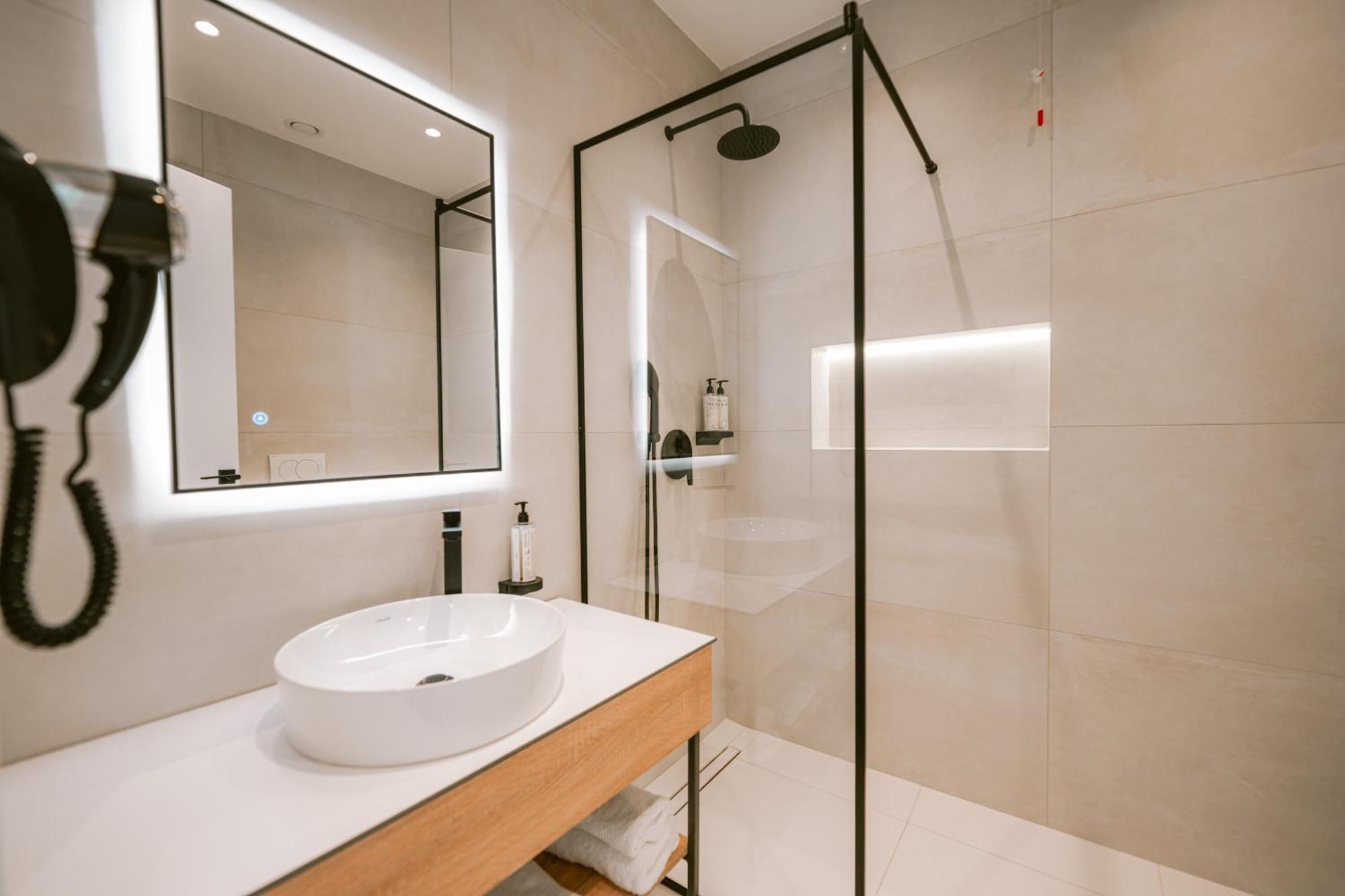 Tribute Hotel Shkodër Eksteriør billede
